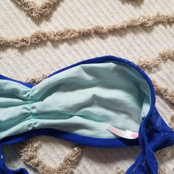 PINK VS Blue Lace Bandeau Large - Picture 6 of 8